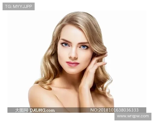 尼克斯场边现金发蓝眼美女 尼克斯场边现金发蓝眼美女