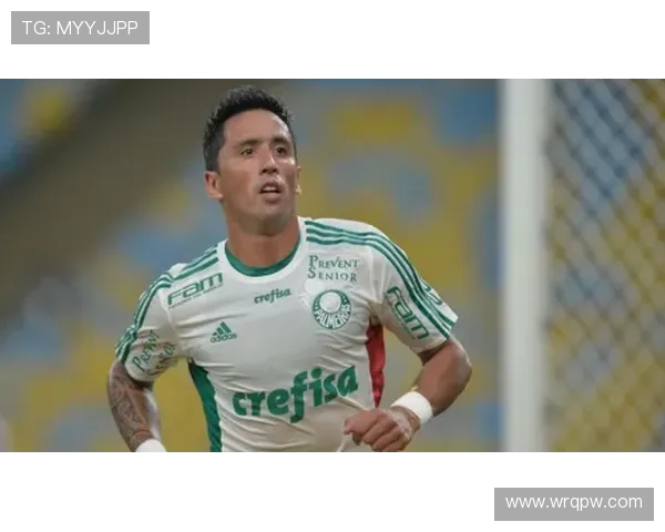 巴亚诺批评皮科利坐板凳 强调全力支持瓦诺利 巴亚诺批评皮科利坐板凳 强调全力支持瓦诺利